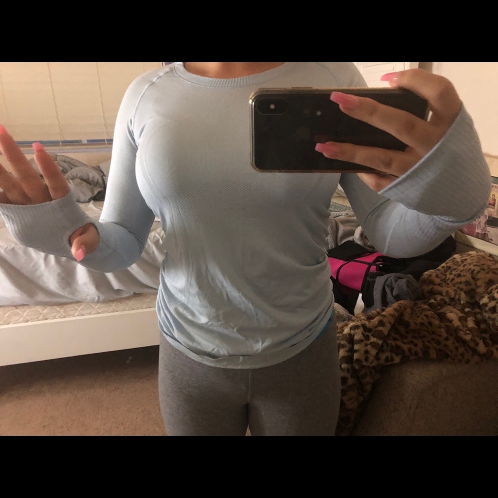 Lululemon shirt